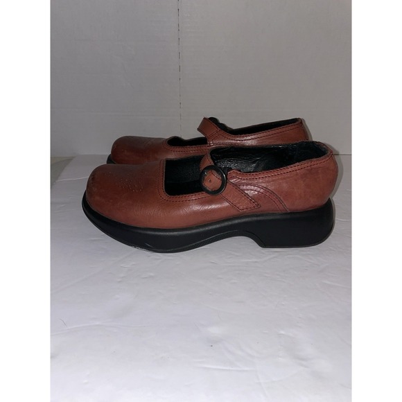 Dansko Women Red Leather Mary Jane Comfort Shoe Size 39 - Picture 5 of 16